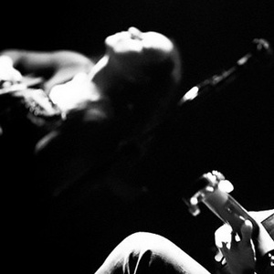 美国女人和黑人女人交配的视频
